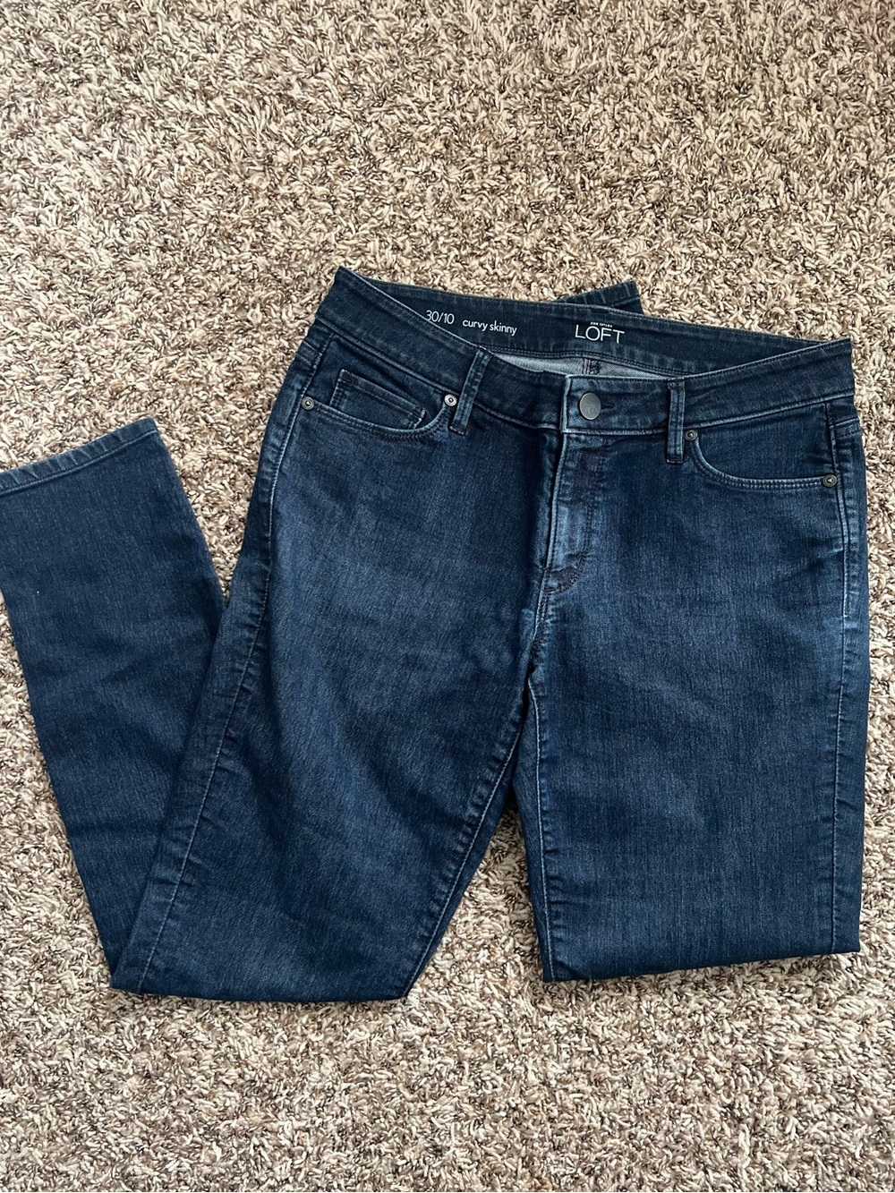 NWOT LOFT Curvy Skinny Jeans in Dark Indigo Blue Size 30/10